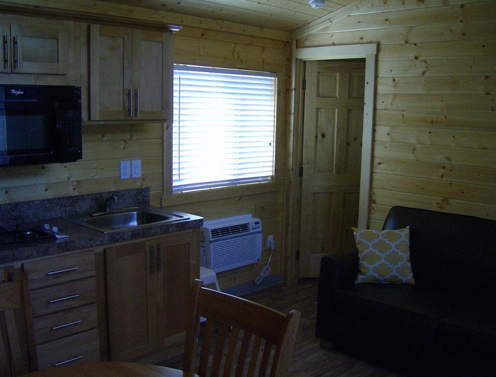 Lake Minden Camping Resort Cottage 2 Nicolaus Экстерьер фото